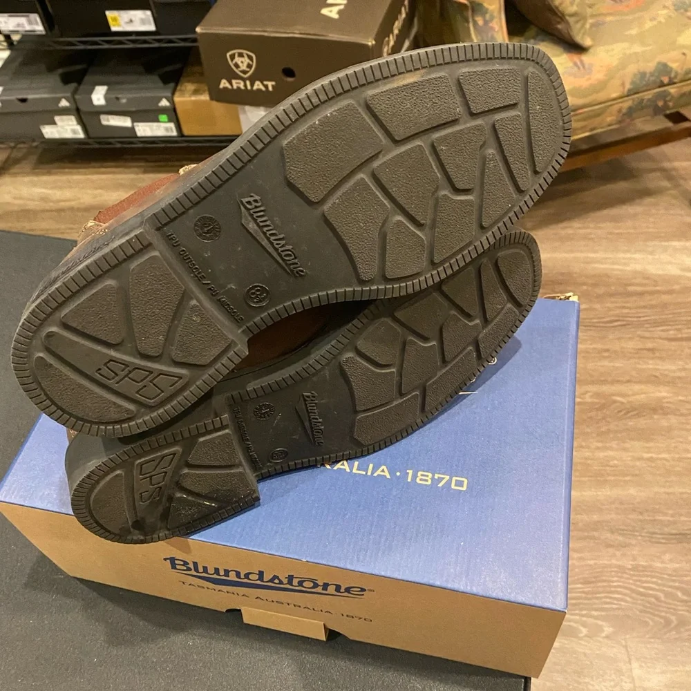 Blundstone Brown Chukka Chelsea Boots - Picture 5 of 7